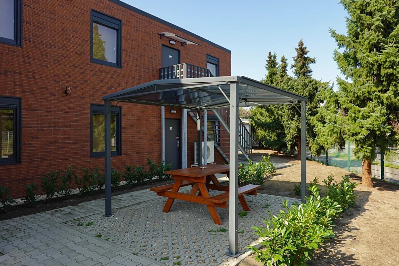 Comfort Housing Apartments Falkensee Buitenkant foto
