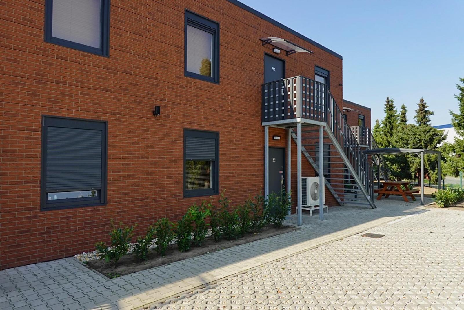 Comfort Housing Apartments Falkensee Buitenkant foto