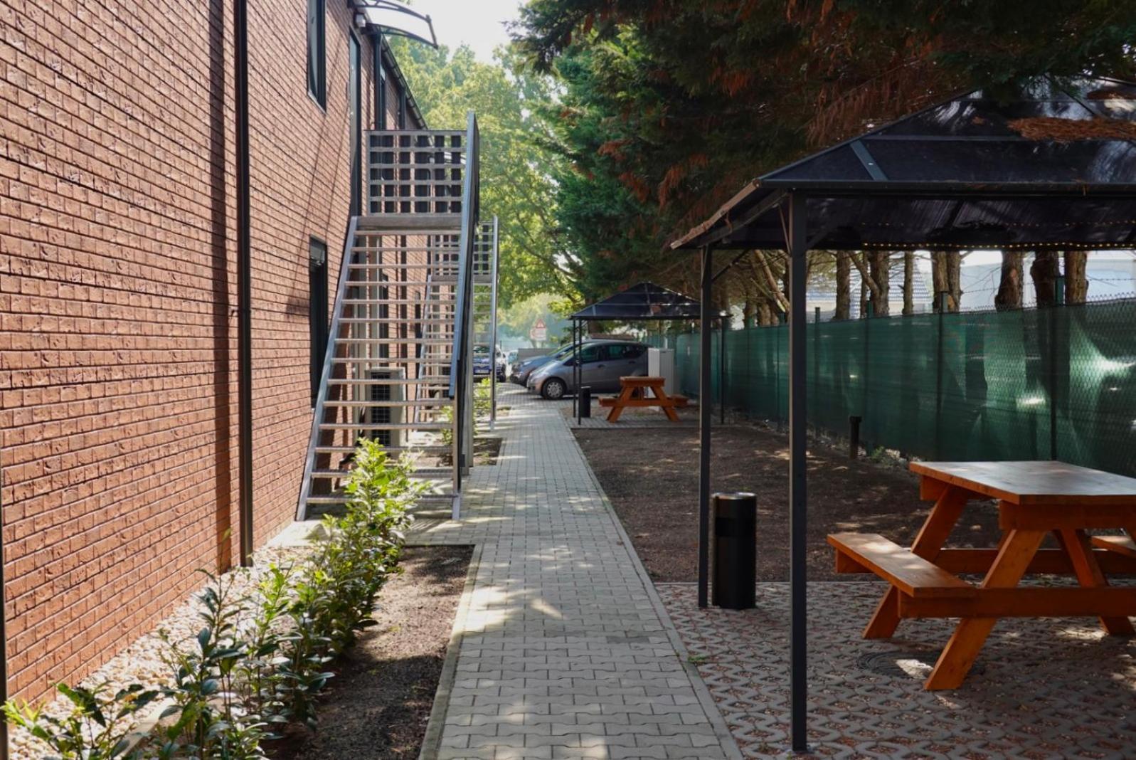 Comfort Housing Apartments Falkensee Buitenkant foto